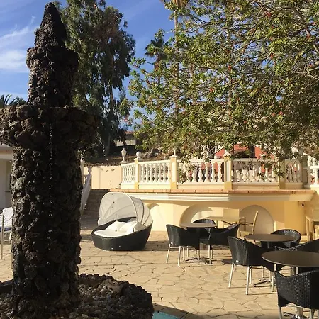 Ξενοδοχείο με διαμερίσματα Liberty Tenerife 3*